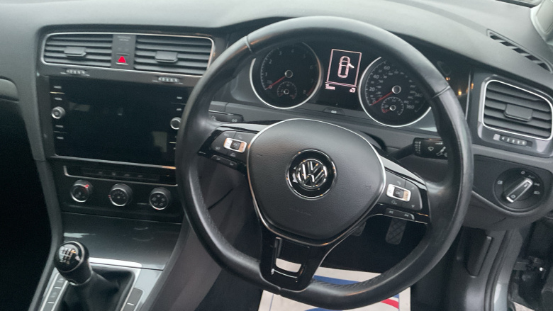 Volkswagen Golf 1.4 TSI SE [Nav] 5dr Petrol Hatchback